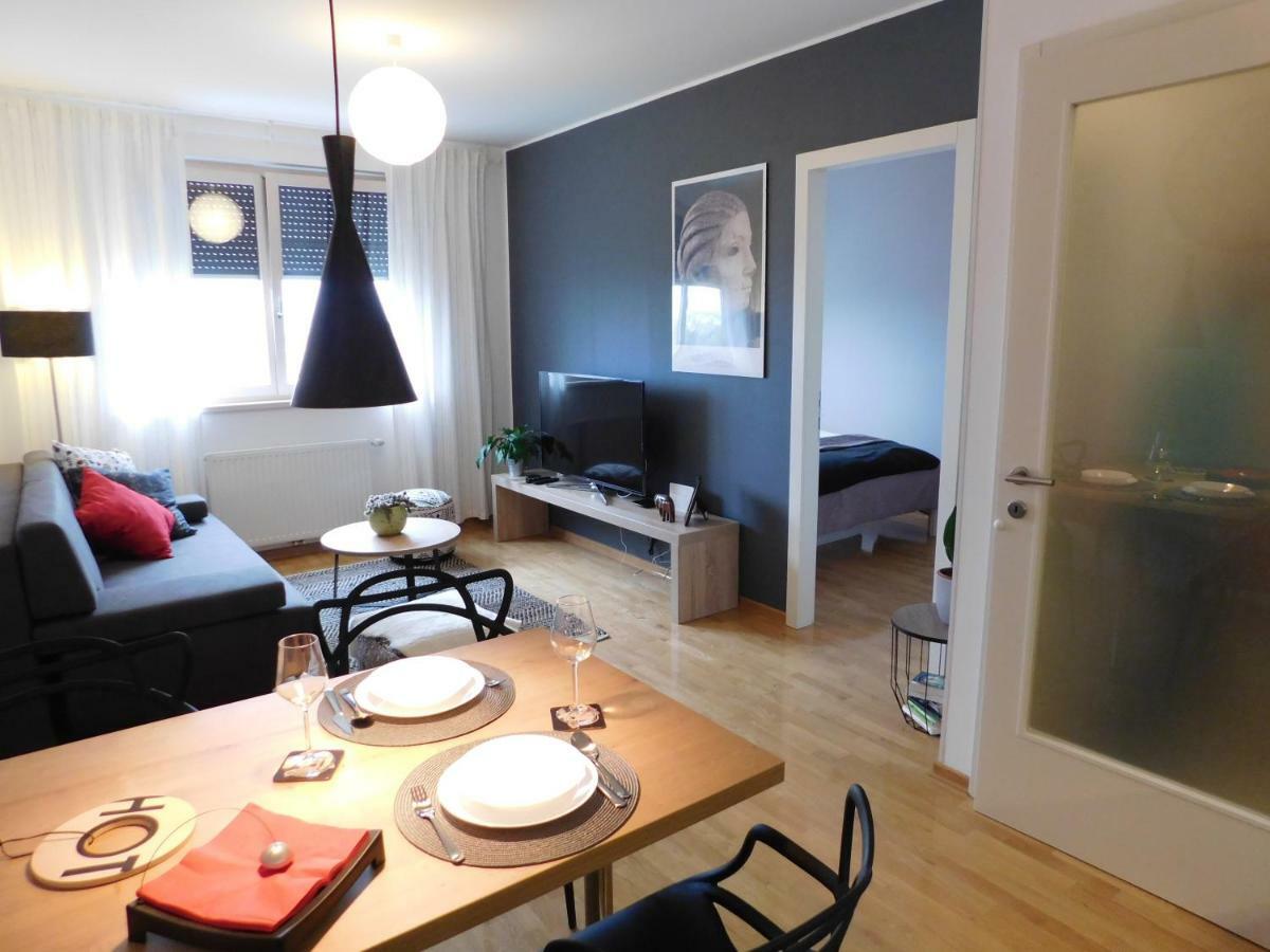 Apartman Nadja Arena Zagreb Bagian luar foto