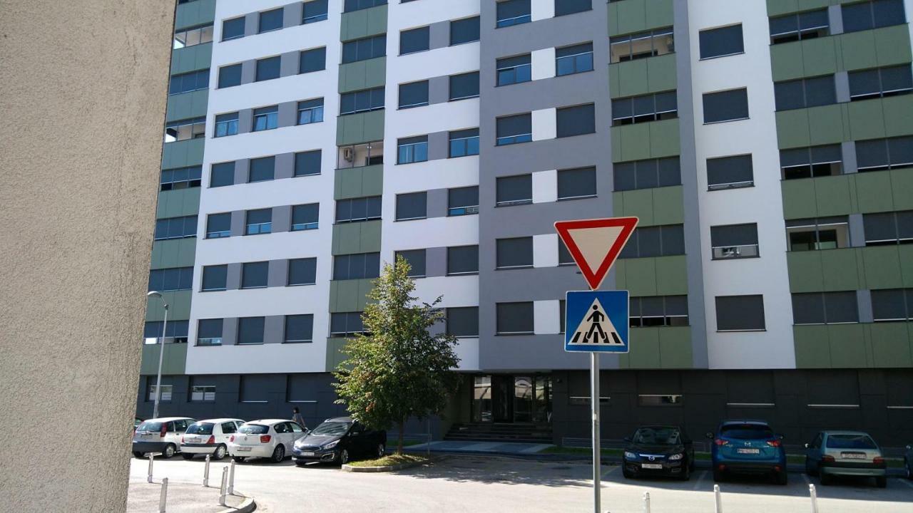 Apartman Nadja Arena Zagreb Bagian luar foto